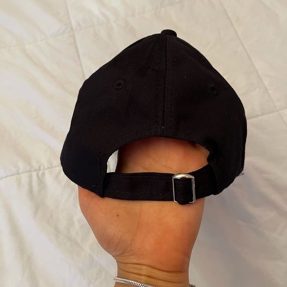 Skull rhinestone cap - Picture 2 of 2